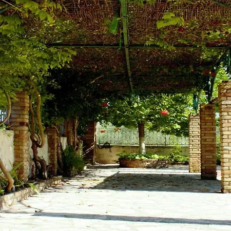 アパート Anemomylos Luxus Suites-boutique & Pool