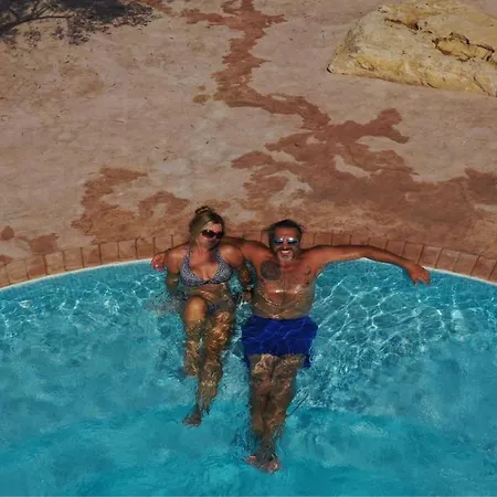 Anemomylos Luxus Suites-boutique & Pool דירה לפקימי