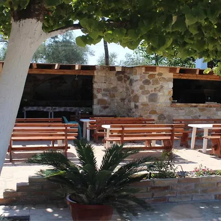 Anemomylos Luxus Suites-boutique & Pool דירה לפקימי