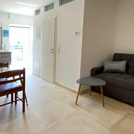 Anemomylos Luxus Suites-boutique & Pool Διαμέρισμα *