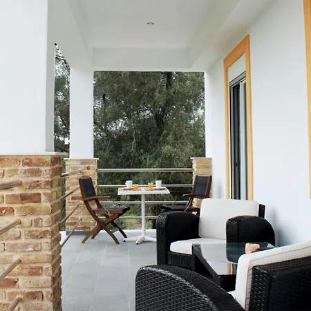 Anemomylos Luxus Suites-boutique Hotel&pool *