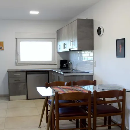 Anemomylos Luxus Suites-boutique & Pool Διαμέρισμα *