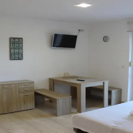 Anemomylos Luxus Suites-boutique & Pool Διαμέρισμα Λευκίμμη