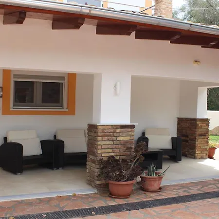 Διαμέρισμα Anemomylos Luxus Suites-boutique & Pool