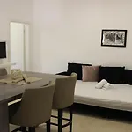 Anemomylos Luxus Suites-boutique & Pool Λευκίμμη