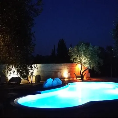 Anemomylos Luxus Suites-boutique & Pool