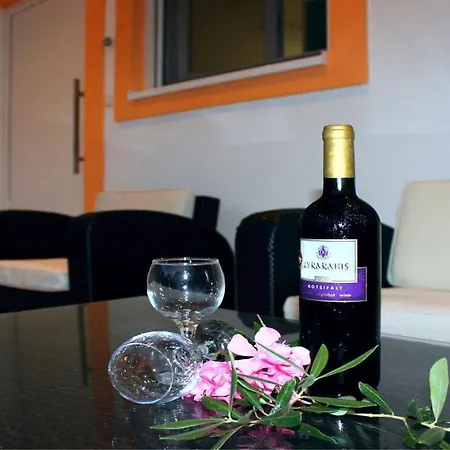 Апартаменты Anemomylos Luxus Suites-boutique & Pool *