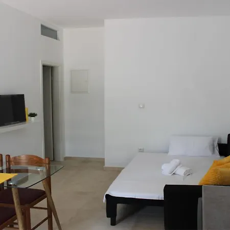 Апартаменты Anemomylos Luxus Suites-boutique & Pool